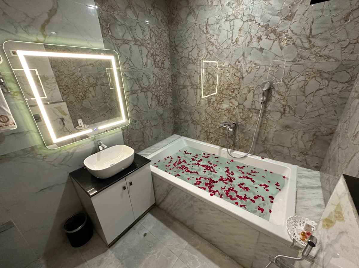 Balkrishna Suite photo 3